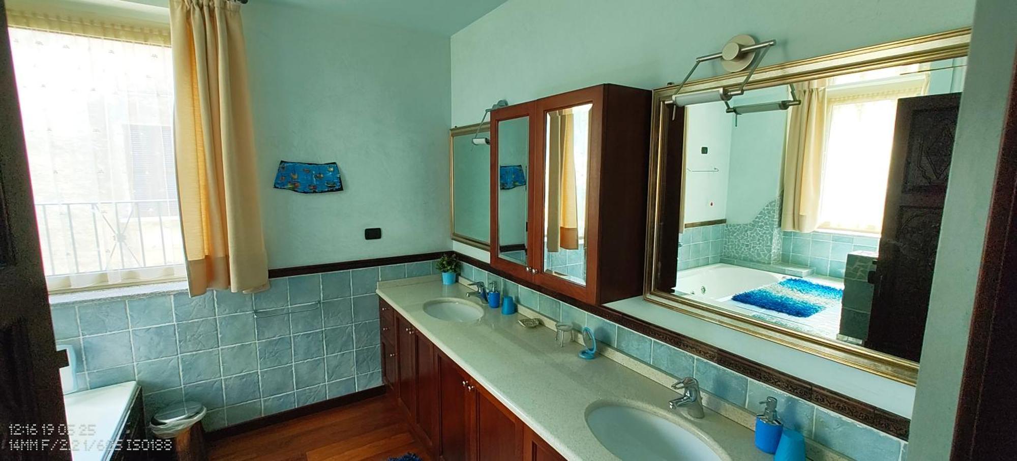 B&B Dolce Vista Al Lago Lugano Porto Ceresio Exterior foto