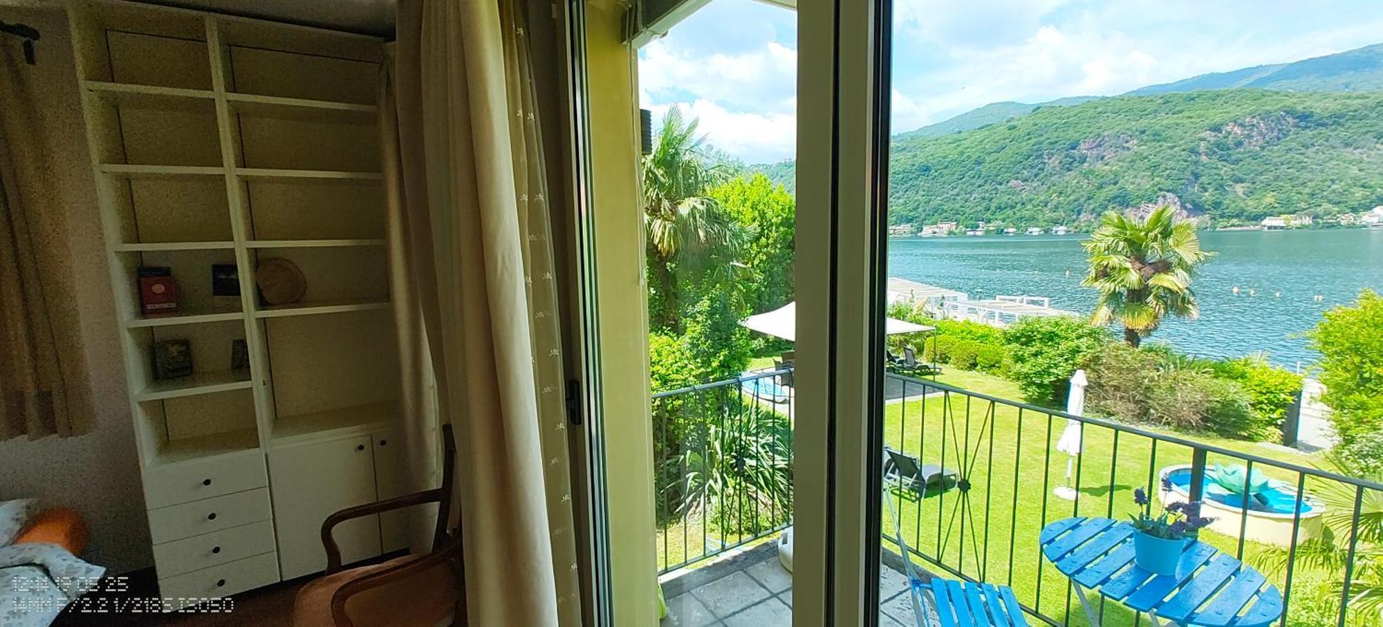 B&B Dolce Vista Al Lago Lugano Porto Ceresio Exterior foto